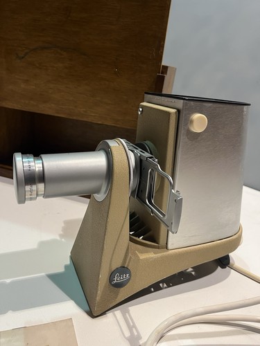 Leitz prado vintage - leitz,