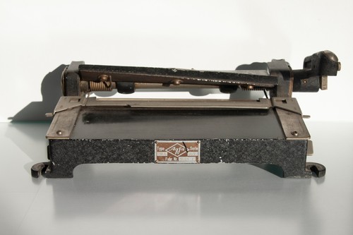 Antike brüttenrand schneide - antike,